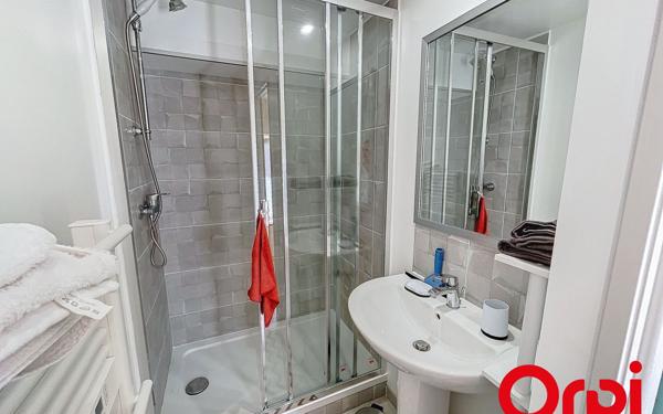 Immeuble à vendre    10 pièces •  Bourges