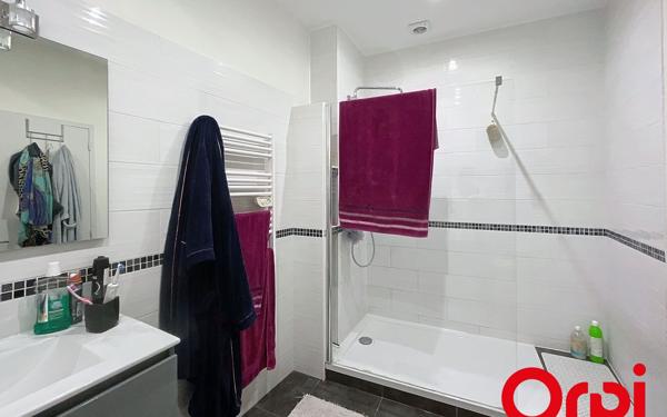 Immeuble à vendre    10 pièces •  Bourges