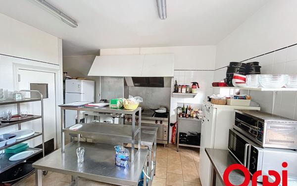 Immeuble à vendre    10 pièces •  Bourges