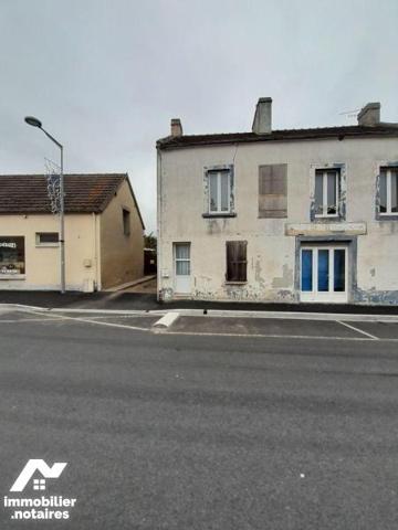 Uniquement chez 18cent16Notaires
Argences centre,
Gros potentiel pour ce bien partiellement a...