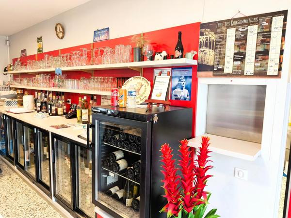 Murs commerciaux d'un restaurant reconnu, proche des grands axes routiers reliant Lorraine, Champagne et Bourgogne