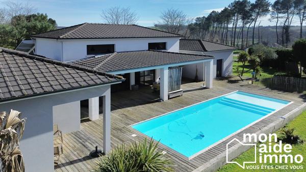 Superbe villa avec piscine, proche centre Casteljaloux
