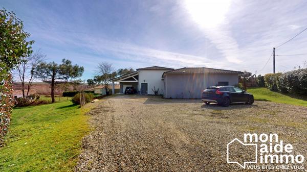 Superbe villa avec piscine, proche centre Casteljaloux