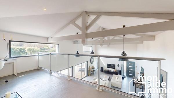 Superbe villa avec piscine, proche centre Casteljaloux