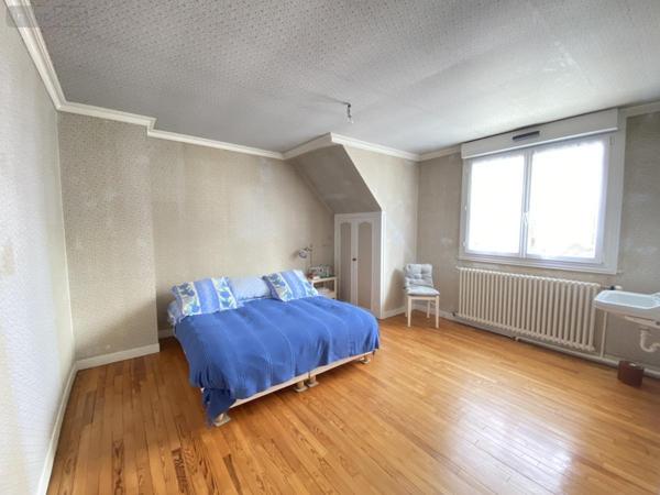 Maison à vendre à Loudéac dans les Côtes-d'Armor (22600), ref : 22110-2289