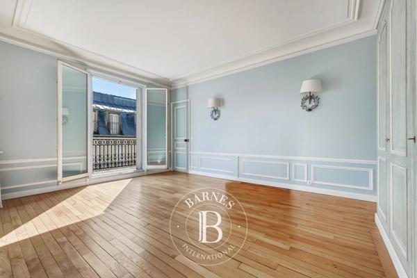 Paris 9ème, Appartement 4 Chambres -  238 m² à vendre