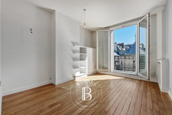 Paris 9ème, Appartement 4 Chambres -  238 m² à vendre
