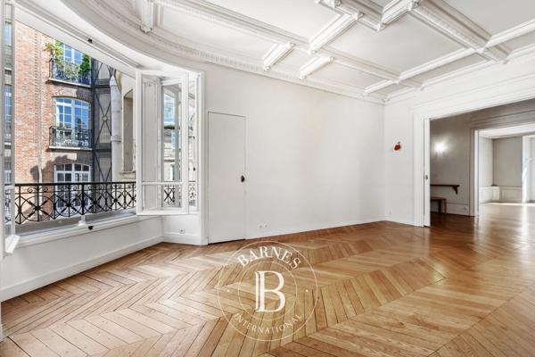 Paris 9ème, Appartement 4 Chambres -  238 m² à vendre