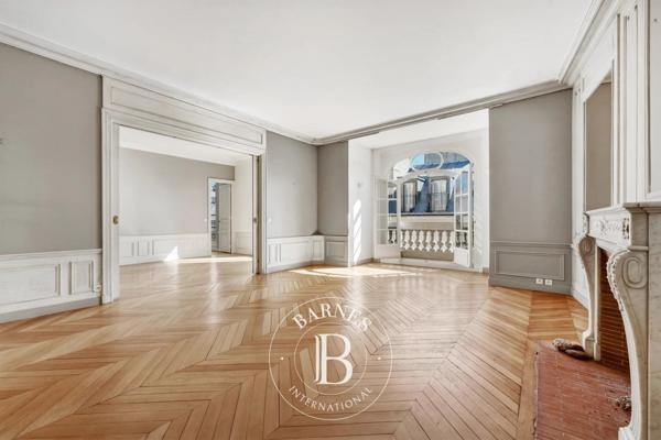 Paris 9ème, Appartement 4 Chambres -  238 m² à vendre