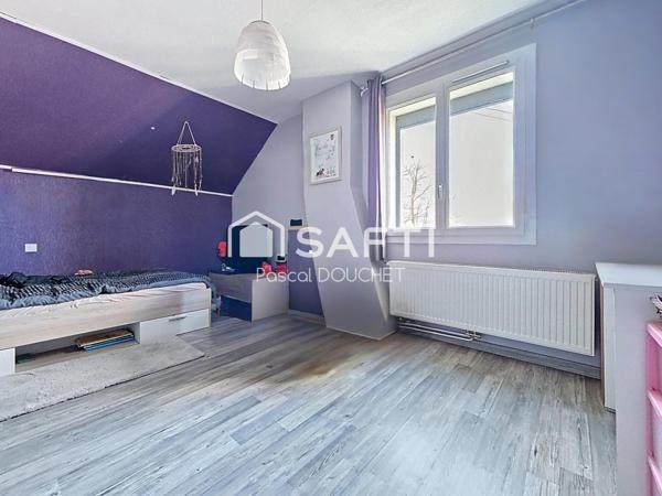 A visiter rapidement !!!! Idéal pour une vie convivial et familial.