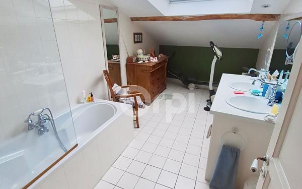 Maison à vendre    4 pièces • 138 m2 Blagnac