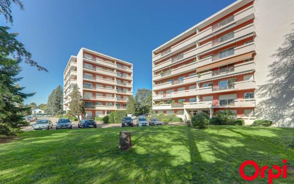 Appartement à vendre    5 pièces • 134,93 m2 Caluire-et-Cuire