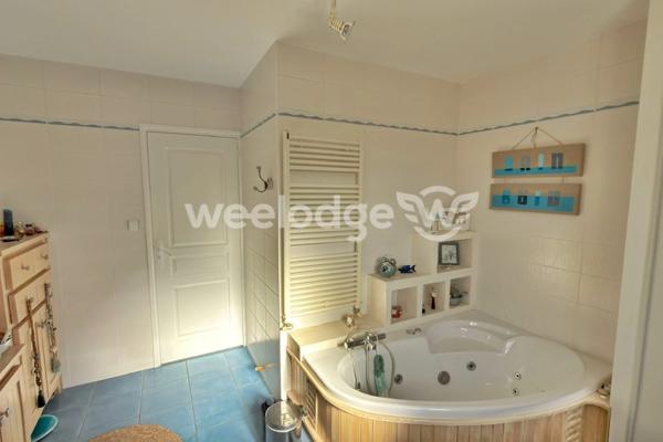 Maison à vendre 6 pièces de 155,72 m² à Magnac-sur-Touvre