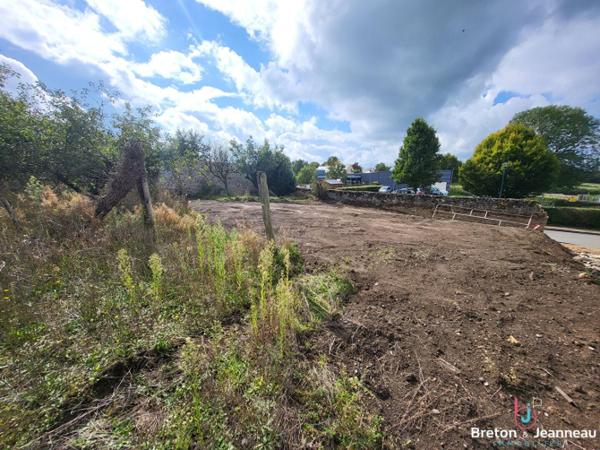 Terrain constructible à Evron