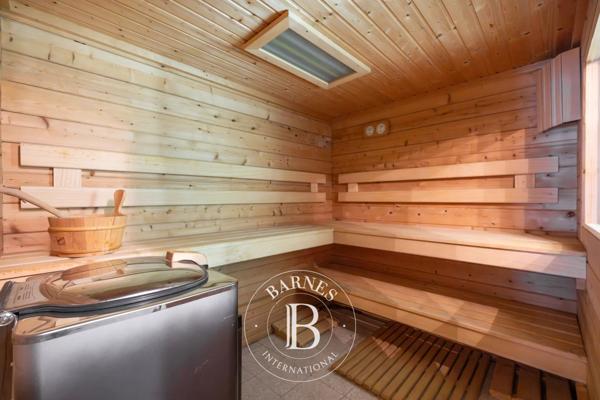 Saint-Maur-des-Fossés, Maison 5 Chambres -  245 m² à vendre
