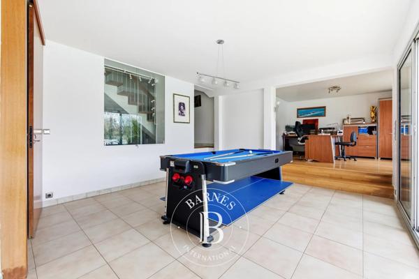 Saint-Maur-des-Fossés, Maison 5 Chambres -  245 m² à vendre