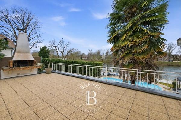 Saint-Maur-des-Fossés, Maison 5 Chambres -  245 m² à vendre