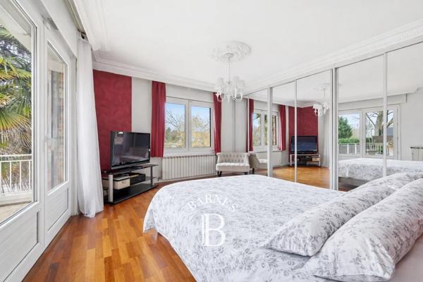 Saint-Maur-des-Fossés, Maison 5 Chambres -  245 m² à vendre