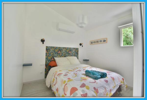 Villa avec gîte, piscine et vue à quelques minutes d’Uzès