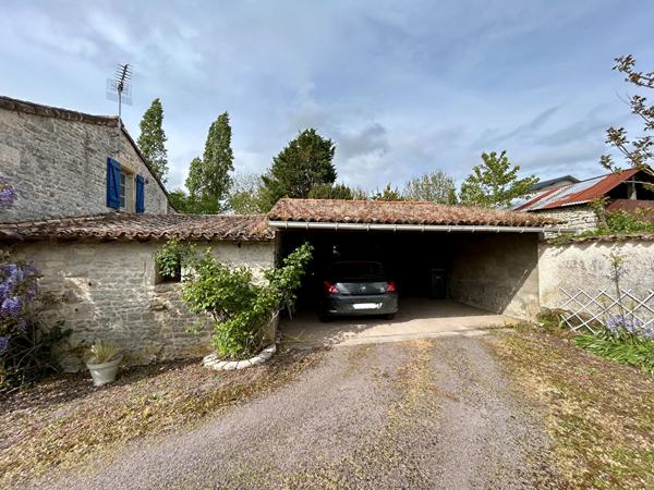 Maison Cherveux 4 pièce(s) 123 m2, Cherveux 79410