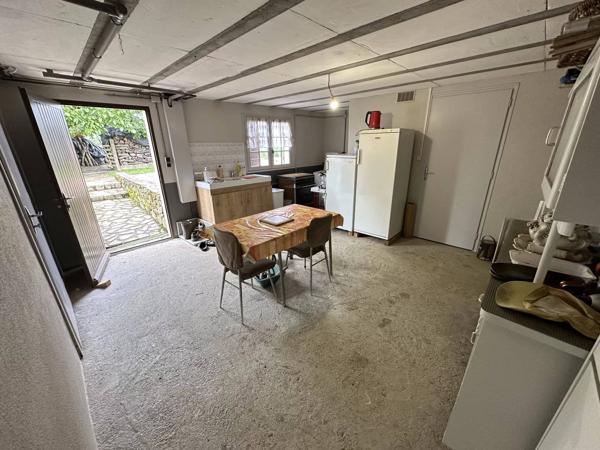Pavillon sur sous-sol à 5 min de Bressuire