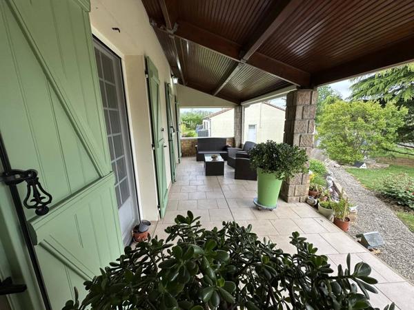 Pavillon sur sous-sol à 5 min de Bressuire