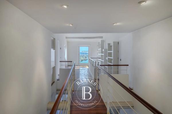 Cassis, Maison de ville 3 Chambres -  218 m² à vendre