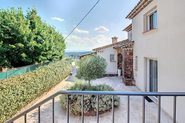 A VENDRE ! Maison Draguignan 8 pièces de 314 m² sur terrain 2549 m² de jardin avec piscine