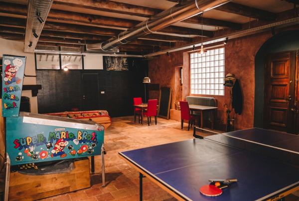 Loft de 250m2 sur le vieux port au coeur de Marseille - usage familial et/ou professionnel.