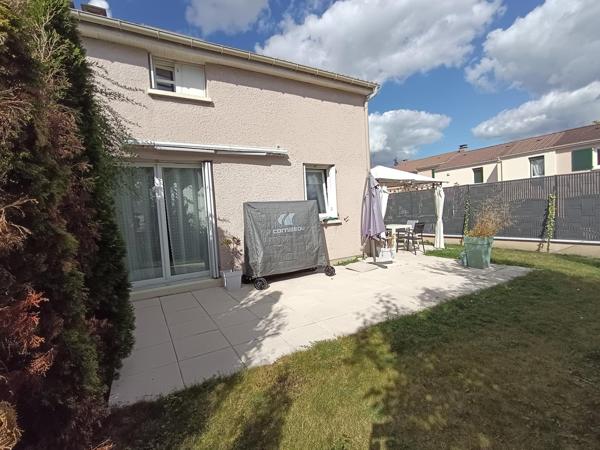 Très belle Maison Superbement Rénovée à qqs minutes à pied de la Gare RER de Cergy Saint Christophe