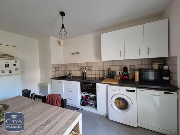 Appartement à louer 2 pièces 53.16m² Brive-la-Gaillarde (19100)