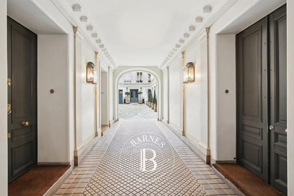 Paris 6ème, Appartement 1 Chambre -  66 m² à vendre