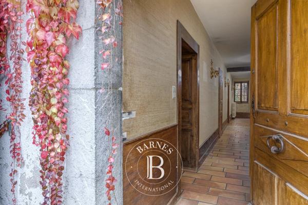 Fillinges, Propriété 5 Chambres -  370 m² à vendre