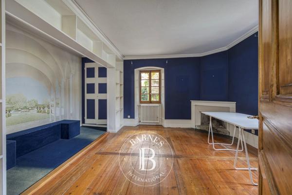 Fillinges, Propriété 5 Chambres -  370 m² à vendre