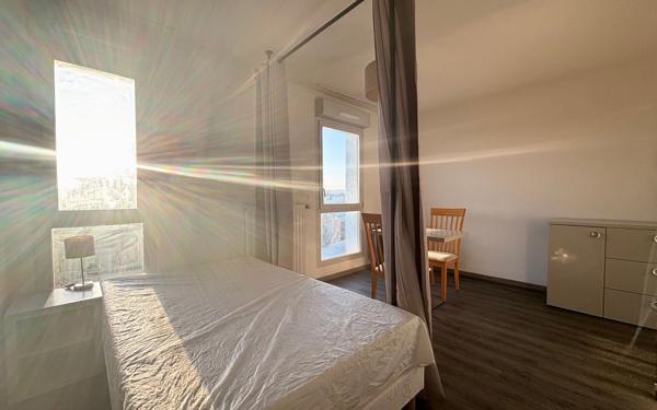 Appartement à vendre    1 pièce • 25,50 m2 Lyon 8