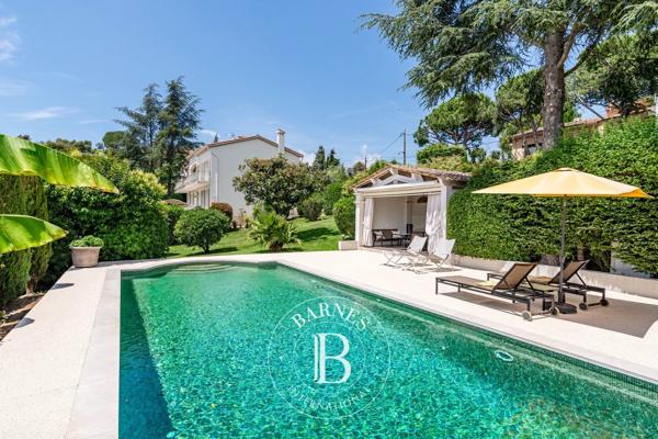 Mougins, Villa 5 Chambres -  258 m² à vendre