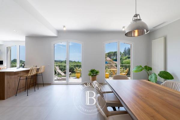 Mougins, Villa 5 Chambres -  258 m² à vendre