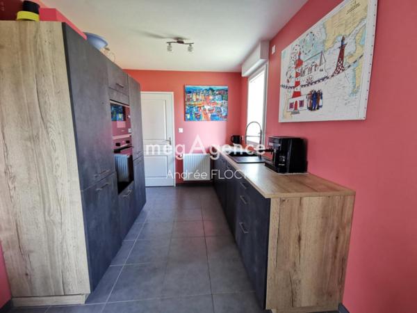 Maison à PLOUNEOUR BRIGNOGAN PLAGES, 29890 - 5 pièces 98m²