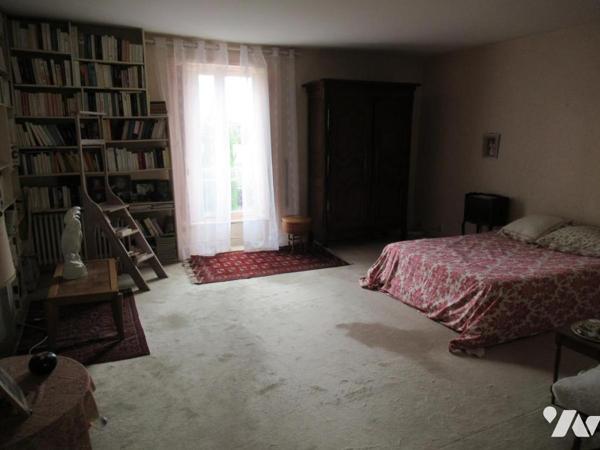 Maison Bourgeoise de 11 pièces de plus de 371 m²