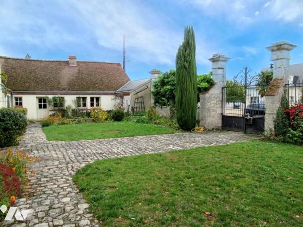 Maison Bourgeoise de 11 pièces de plus de 371 m²