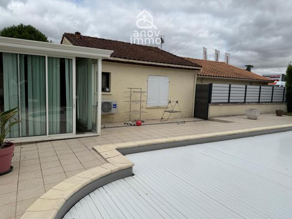 Maison
                                                                                                                                                                                                                                                                                                                        5 pièce(s)                                                                                                                                                                                                          3 chambre(s)                                                                                                                                                                                                          148.8  m²