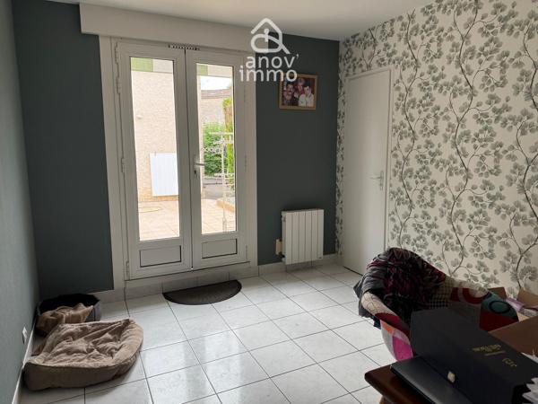 Maison
                                                                                                                                                                                                                                                                                                                        5 pièce(s)                                                                                                                                                                                                          3 chambre(s)                                                                                                                                                                                                          148.8  m²