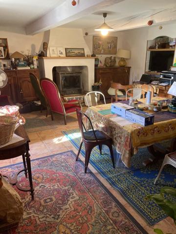 Maisons  de charme en pierre de pays 6 chambres , gite de rapport indépendant et jardin