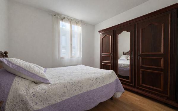 Maison à vendre    6 pièces • 89,80 m2 Montreuil