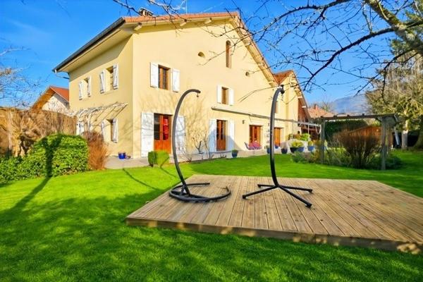 SUPERBE CORPS DE FERME RÉNOVÉ – CHARME, VOLUMES ET POTENTIEL