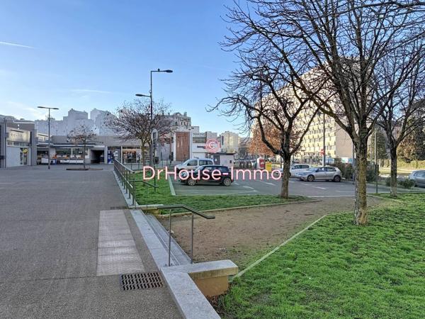 Commerce à vendre 1 pièce de 144 m²