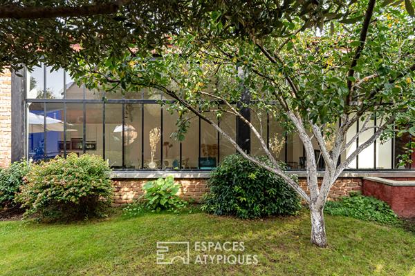 Ancien atelier transformé en loft avec Jardin