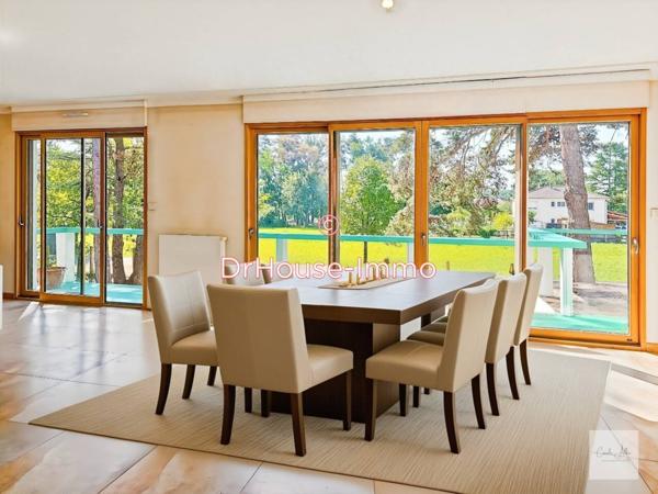 Maison à vendre 9 pièces de 210 m²