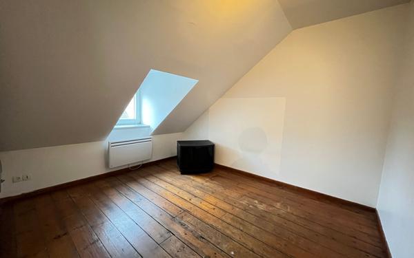 Appartement à louer    2 pièces • 33,33 m2 Calais