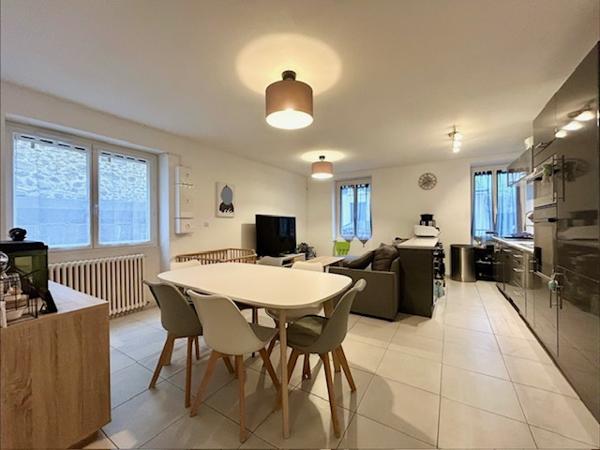 Marcoussis (91460) MARCOUSSIS CENTRE - MAISON DE VILLE RÉNOVÉE - F4 - 95 M2 HABITABLES - GARAGE - EXCELLENT ETAT